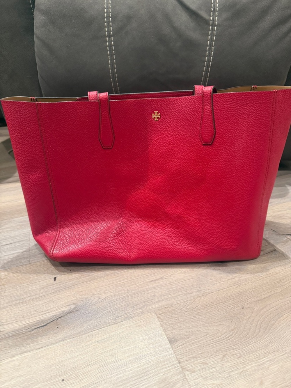Large Tory Burch red Pebbled Leather Tote with Gold Logo